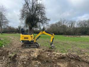 Buy mini digger in Berkshire Hampshire Surrey - Premier Acquisitions Wokingham