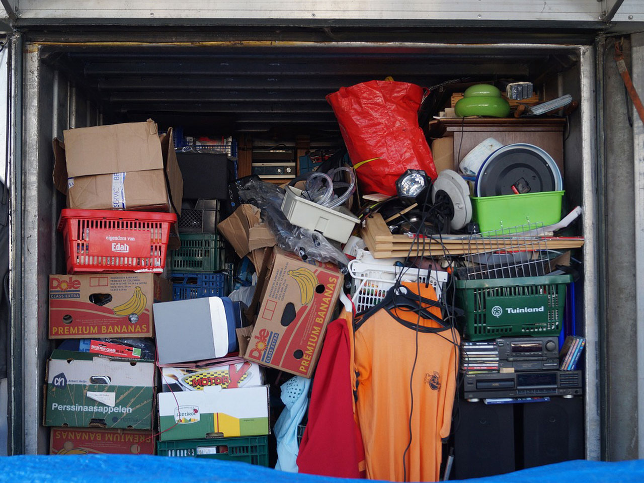 House clearance services Wokingham Berkshire Hampshire Surrey - shed clearance services - Premier Acquisitions